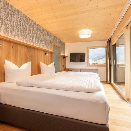 Pension Gulla - Ferienhaus Appartements B&B Neustift im Stubaital Exterior photo