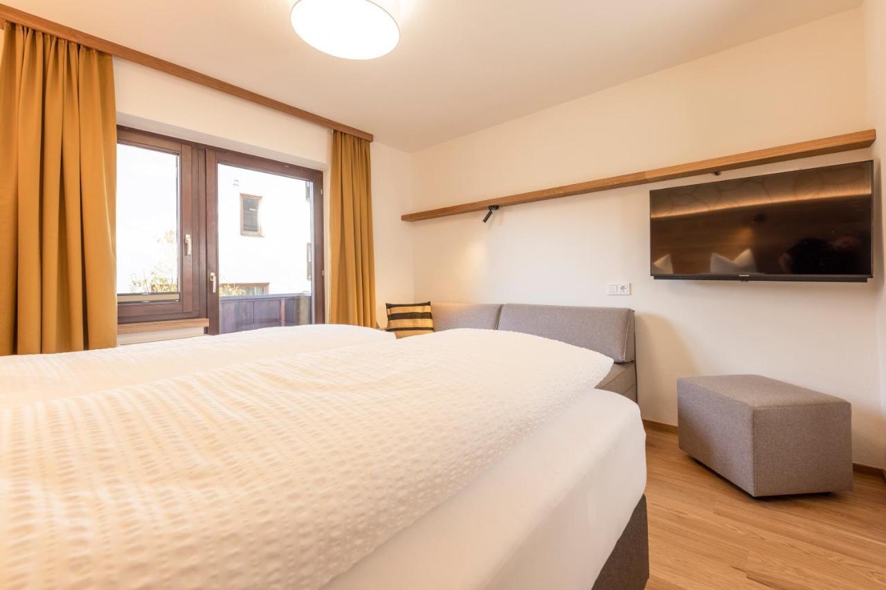 Pension Gulla - Ferienhaus Appartements B&B Neustift im Stubaital Exterior photo